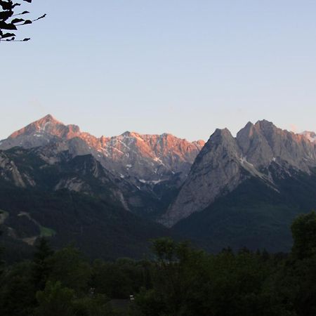 Ferienwohnung Almhuettenweg Dreitorspitze Garmisch-Partenkirchen Exterior foto
